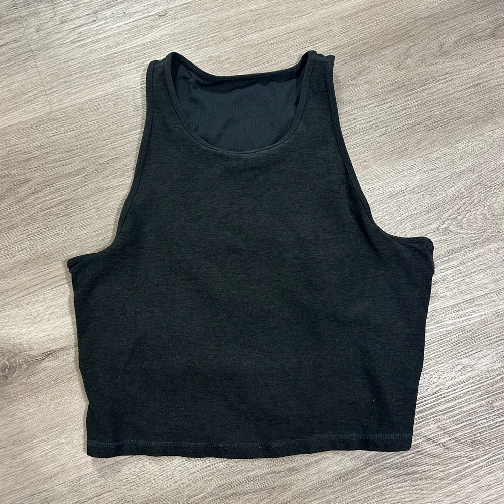 Elevation Vuori Tank